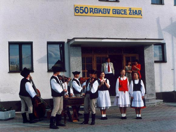 oslava_ 650_vyrocia_obce_ziar.jpg oslava_ 650_vyrocia_obce_ziar.jpg